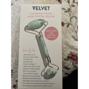 Velvet Cosmetics Jade Crystal Facial Roller